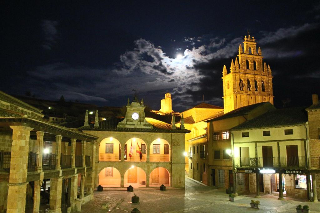 Apartamentos La Alborada Medieval Ayllón Exterior foto